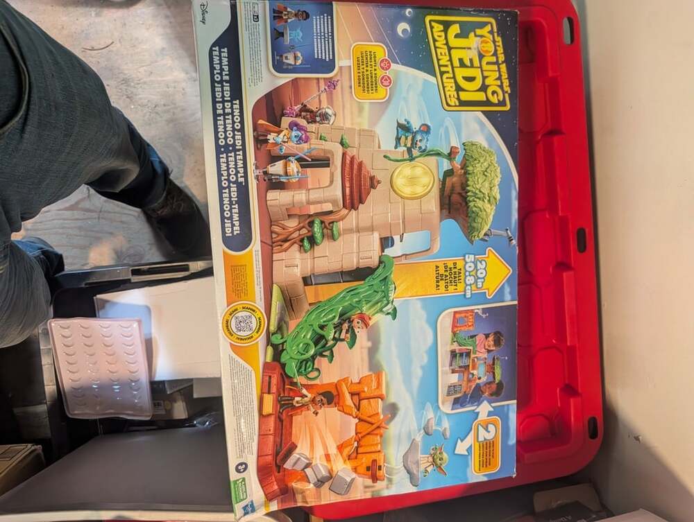 Star Wars Young Jedi Adventures Tenoo Jedi Temple Playset